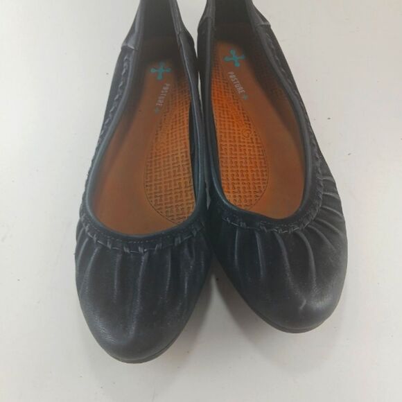 Beartraps Norma Round Toe Wedge Slip On Ballet Flats Women's 8.5 Black 1.5" Heel - Picture 8 of 9